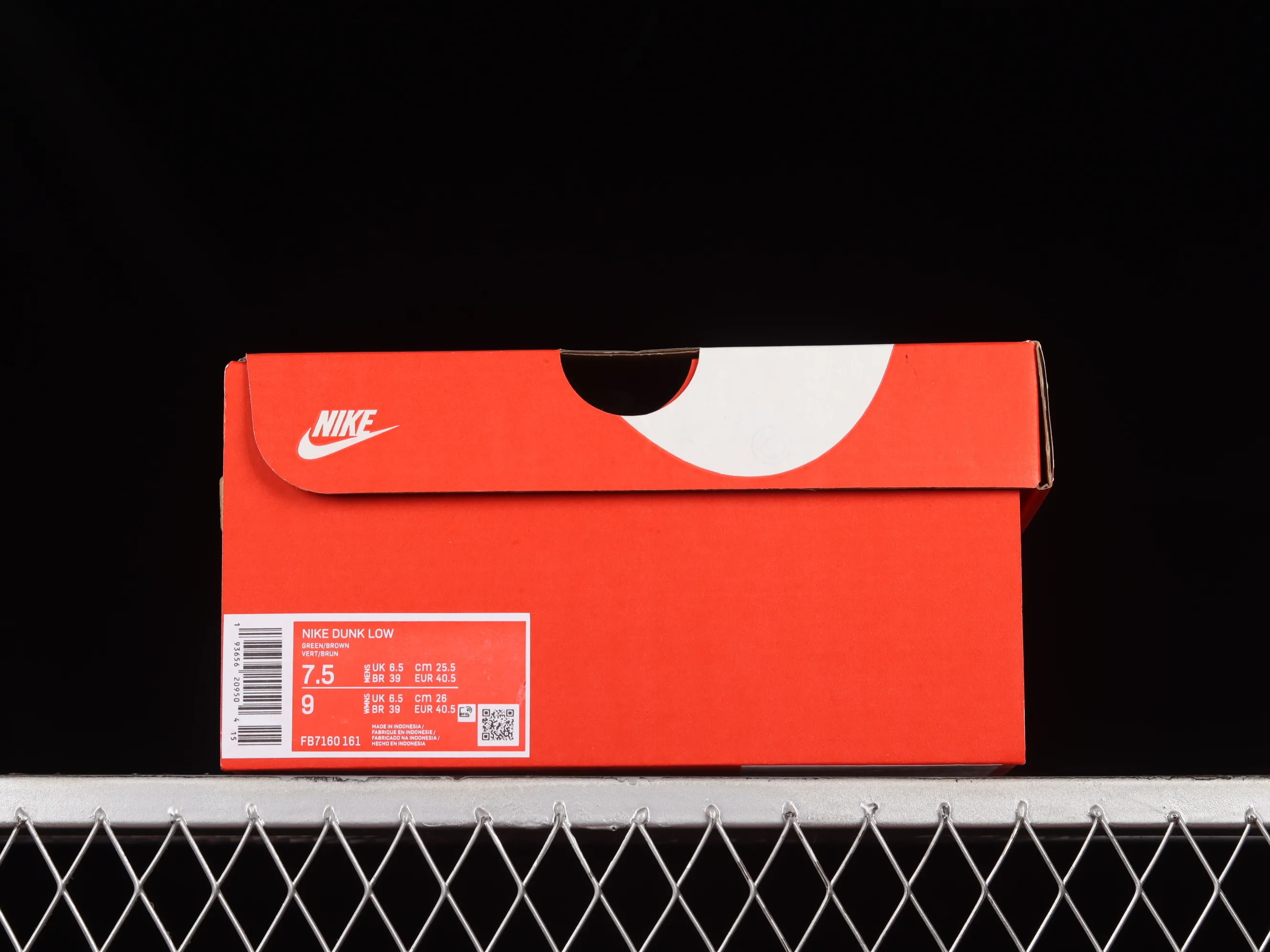 All categories Nk SB Dunk series Nk SB Dunk Low low-top sneakers F version Nk SB Dunk Low "Gorge Green" bean paste green color SB low-top casual sneakers FB7160-161